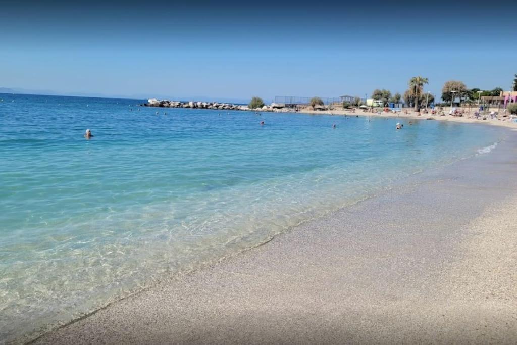 Alimos - Sea View Apartment Афины Экстерьер фото
