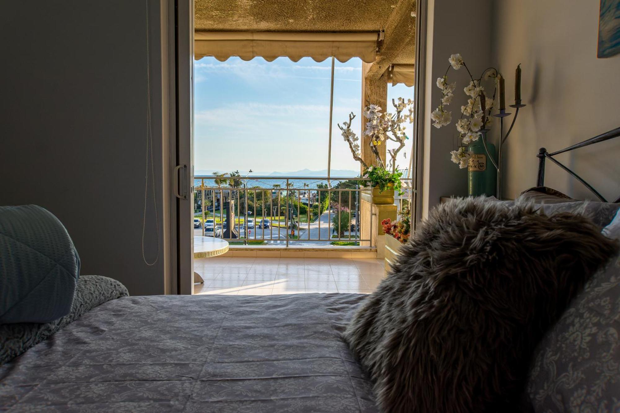 Alimos - Sea View Apartment Афины Экстерьер фото