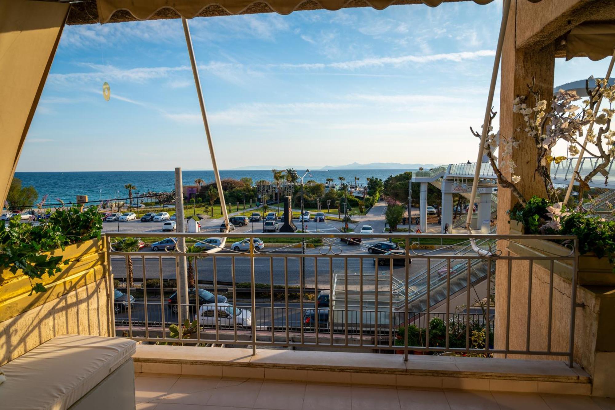 Alimos - Sea View Apartment Афины Экстерьер фото